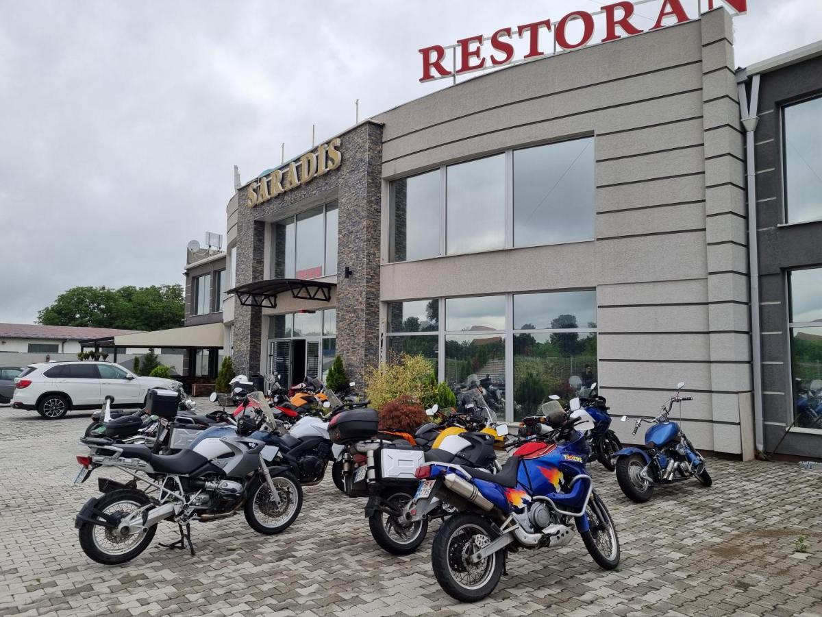 Kruševac Garni Hotel Saradis מראה חיצוני תמונה