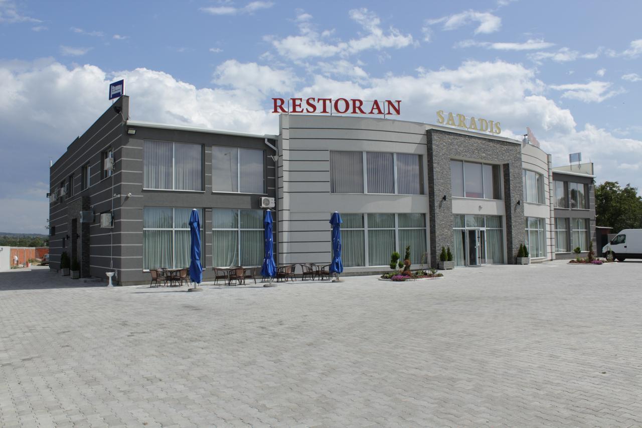 Kruševac Garni Hotel Saradis מראה חיצוני תמונה
