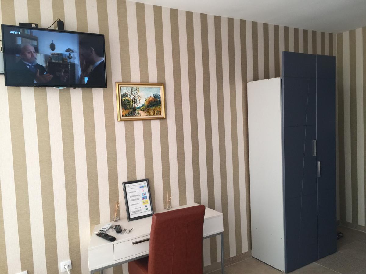 Kruševac Garni Hotel Saradis מראה חיצוני תמונה